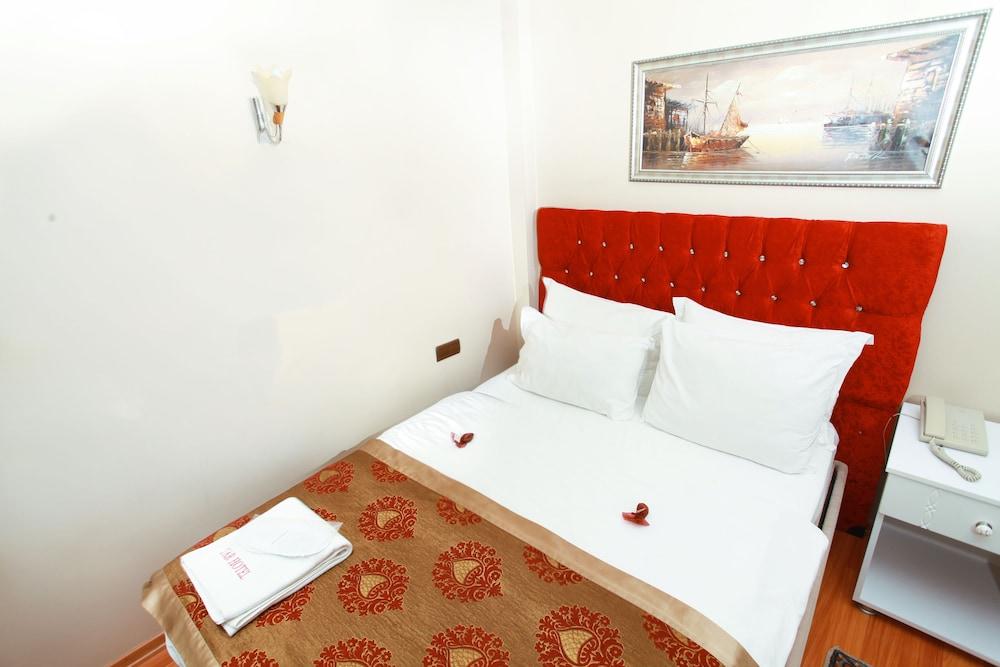 Star Hotel Истанбул Екстериор снимка